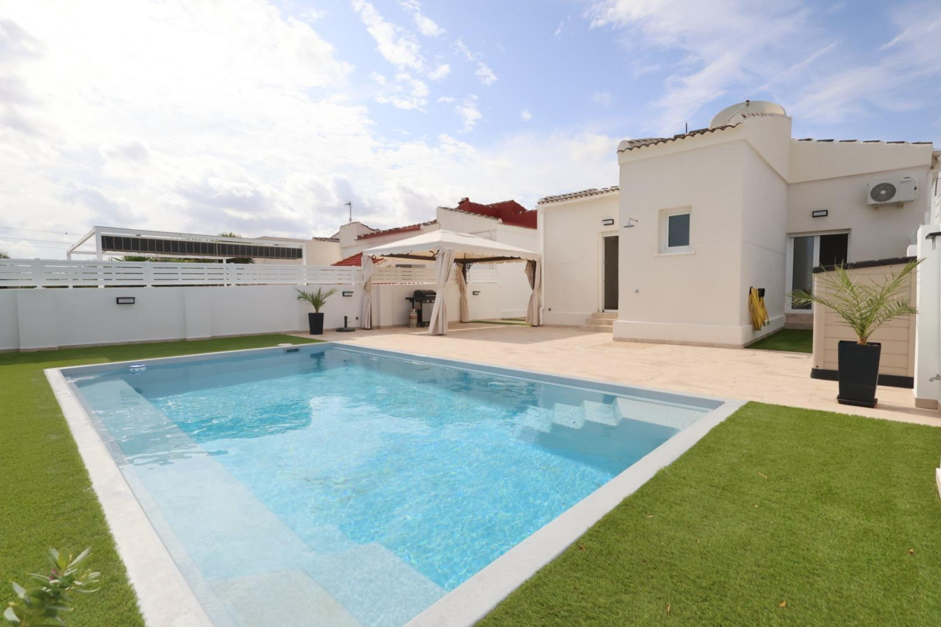 Herverkoop - Villa - Torrevieja - San luis