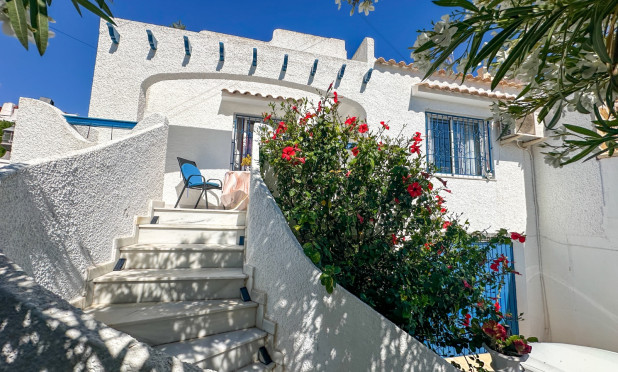 Kamienica - Odsprzedaż - Torrevieja - Los Balcones