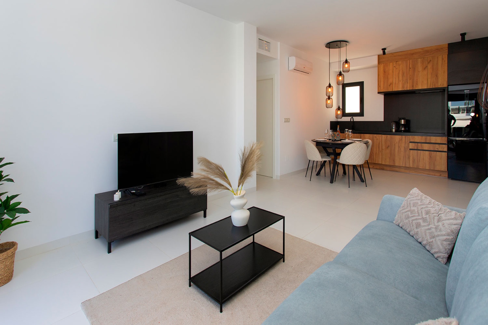 Lange Termijn Verhuur - Appartement / flat - San Miguel de Salinas