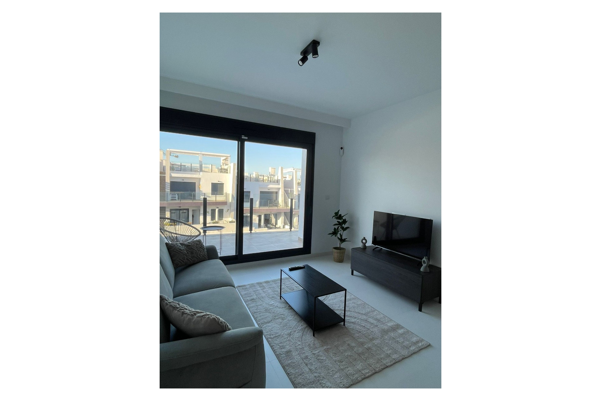 Lange Termijn Verhuur - Appartement / flat - San Miguel de Salinas