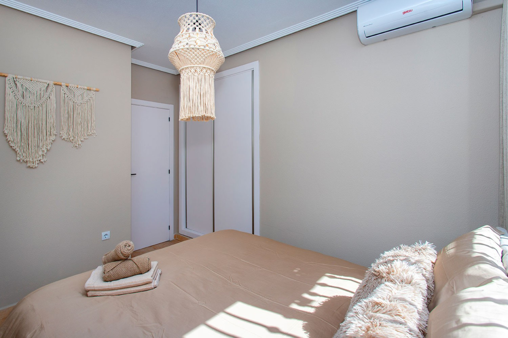 Lange Termijn Verhuur - Appartement / flat - Torrevieja - La Veleta