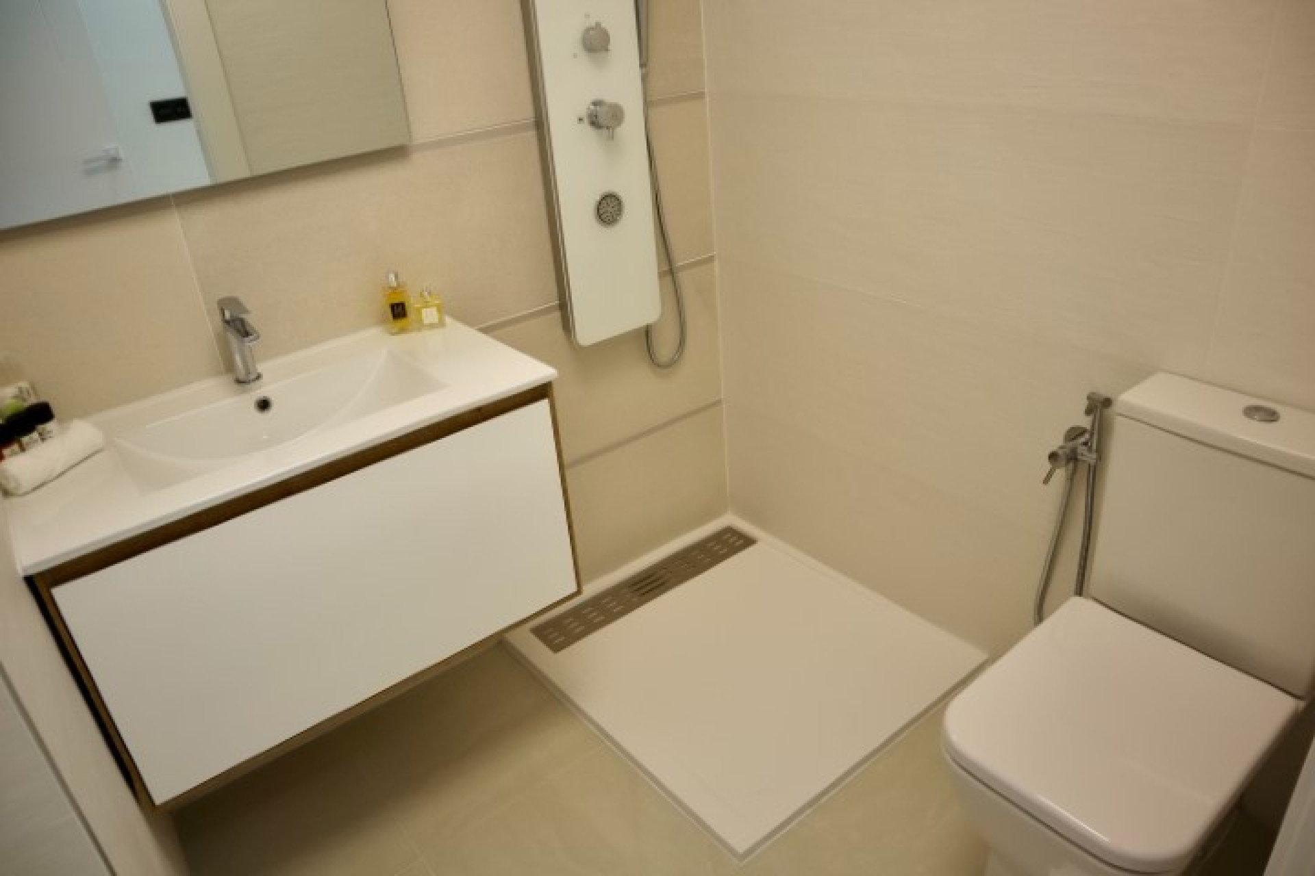 Lange Termijn Verhuur - Appartement / flat - Torrevieja - Los balcones