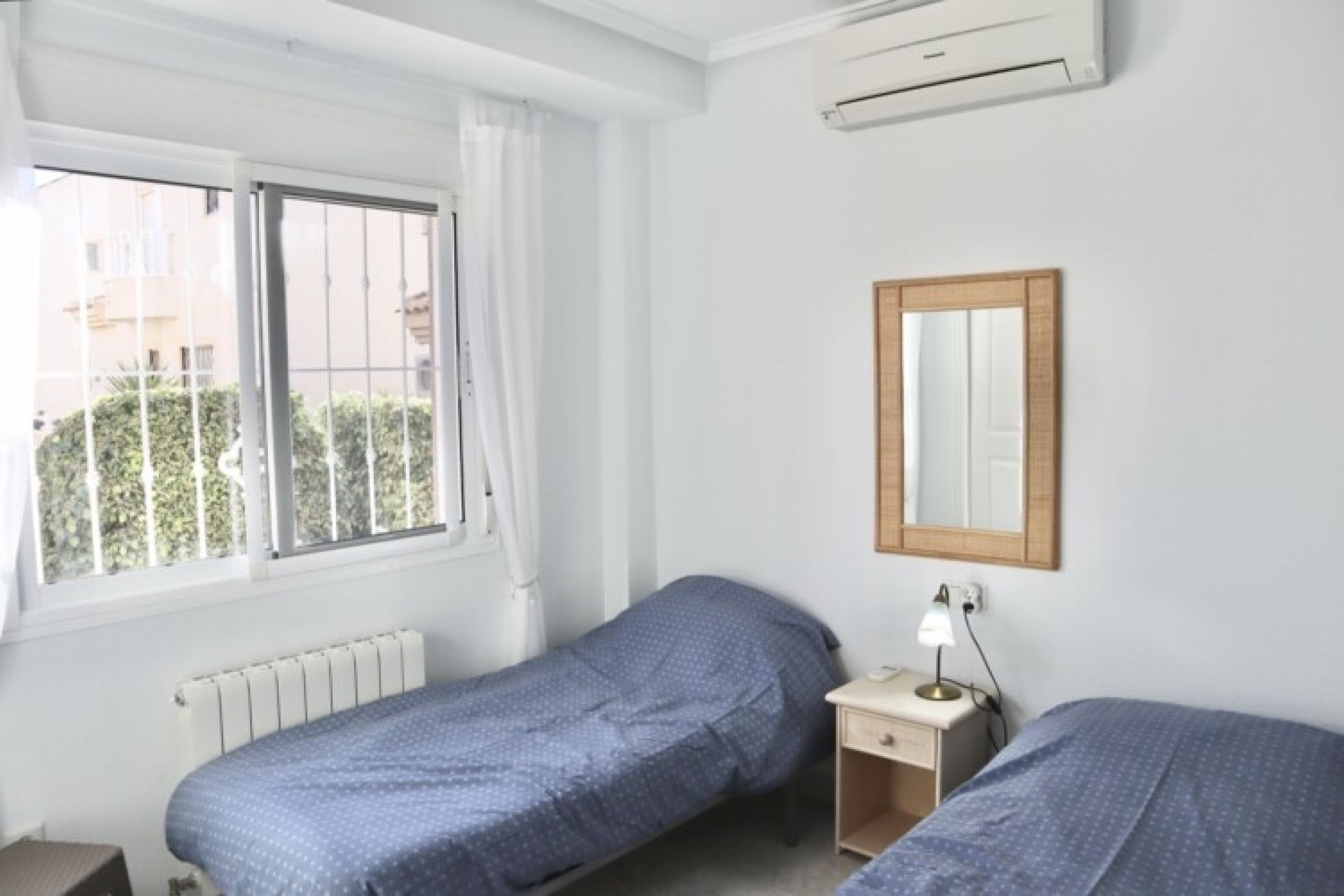 Lange Termijn Verhuur - Finca / Landelijke woning - Rojales - Pueblo