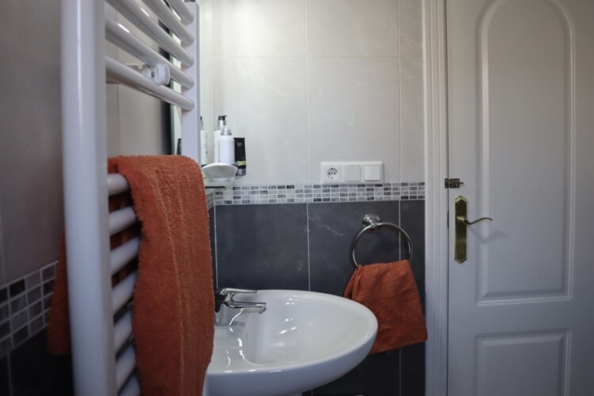 Lange Termijn Verhuur - Finca / Landelijke woning - Rojales - Pueblo