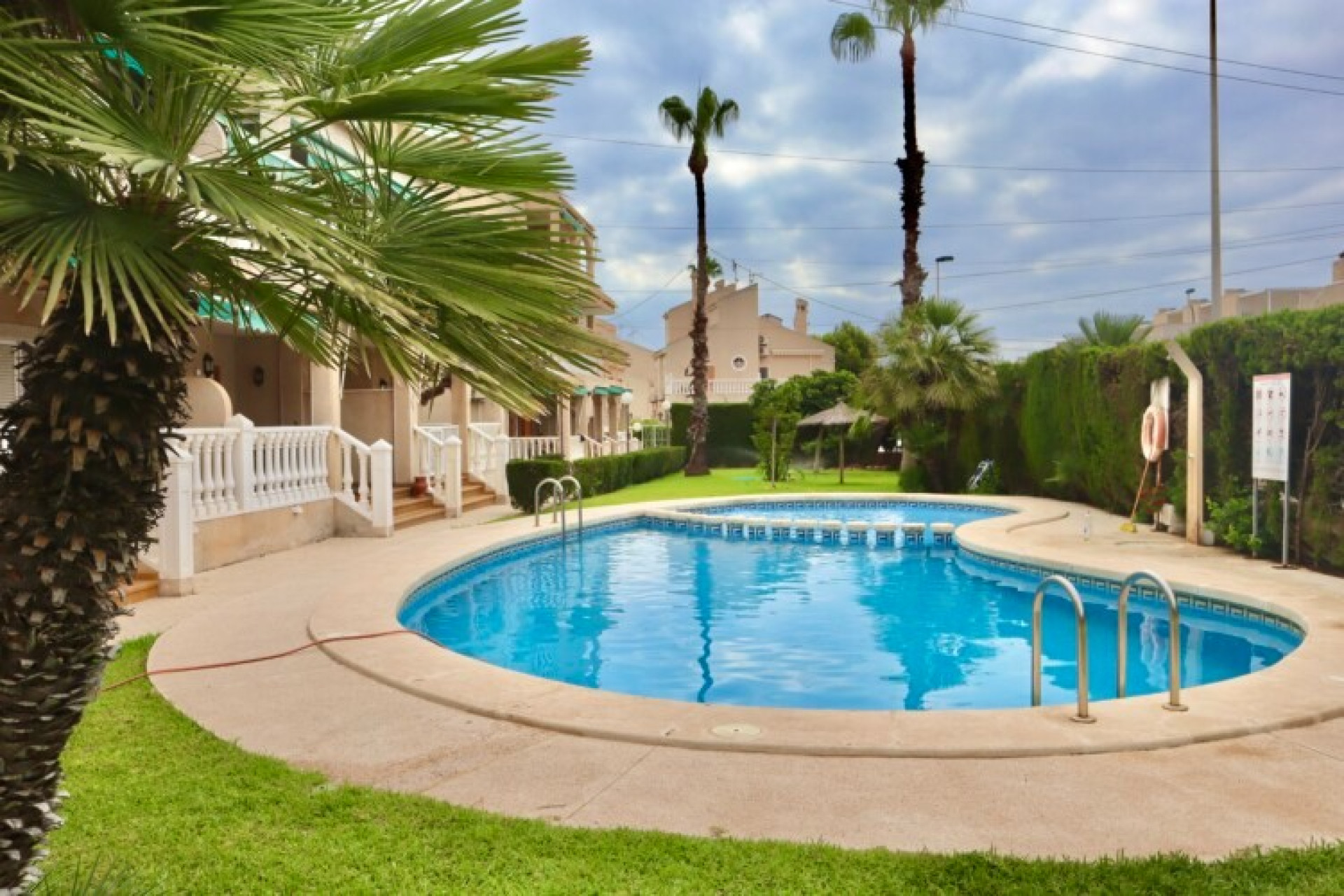 Lange Termijn Verhuur - Herenhuis - Torrevieja - Playa Los Locos