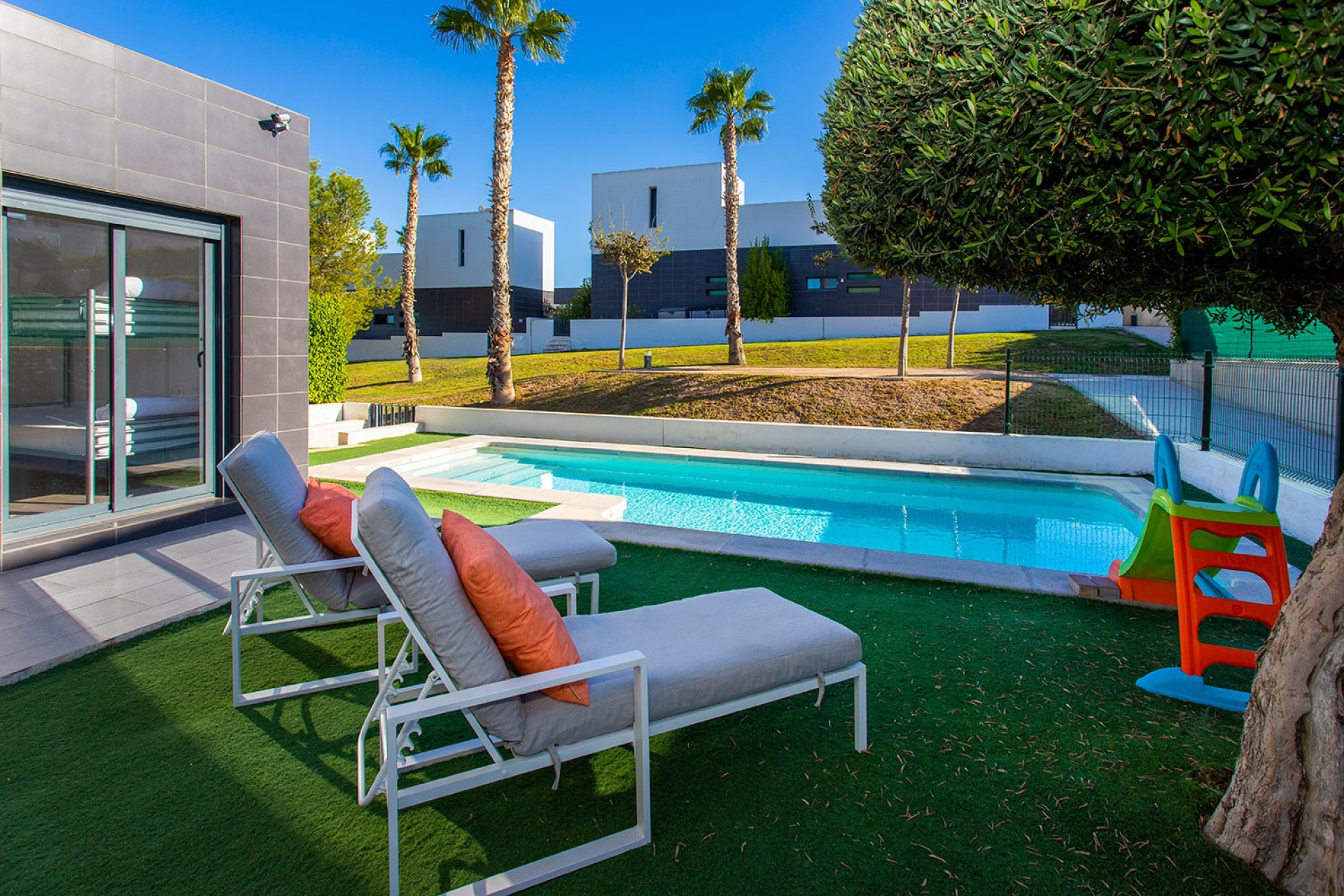 Lange Termijn Verhuur - Semi - Detached Villa - Algorfa