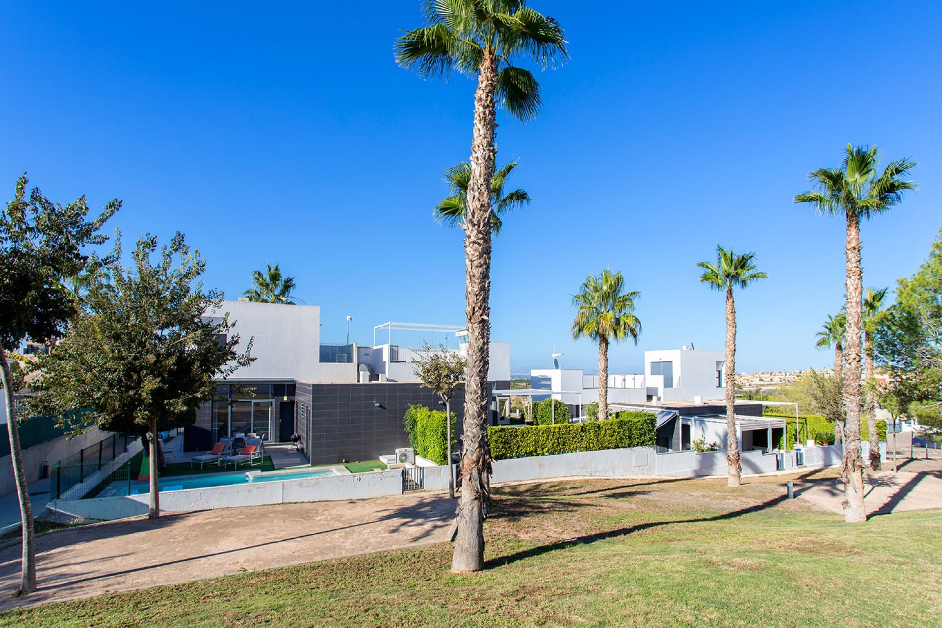 Langfristige Vermietung - Semi - Detached Villa - Algorfa