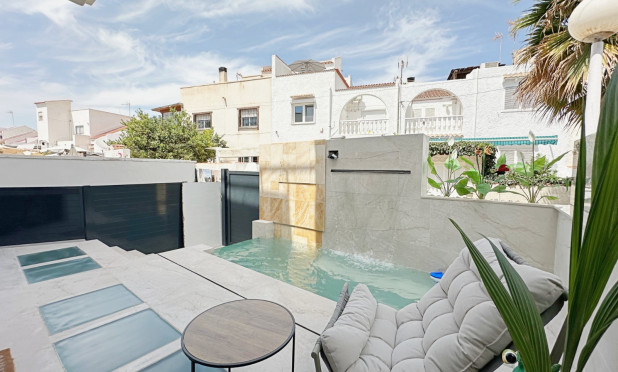 Maison de ville - Revente - Torrevieja - C-47699