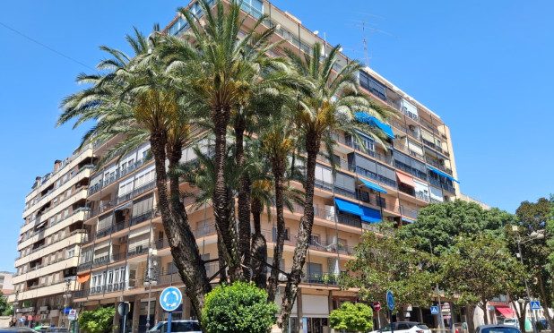 Mieszkanie w bloku - Odsprzedaż - Orihuela - Zona Centro