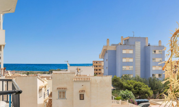 Mieszkanie w bloku - Odsprzedaż - Torrevieja - C-14663