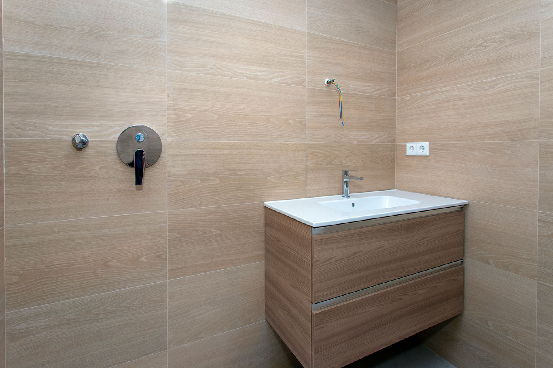 Neue Gebäude - Stadthaus - La Canalosa