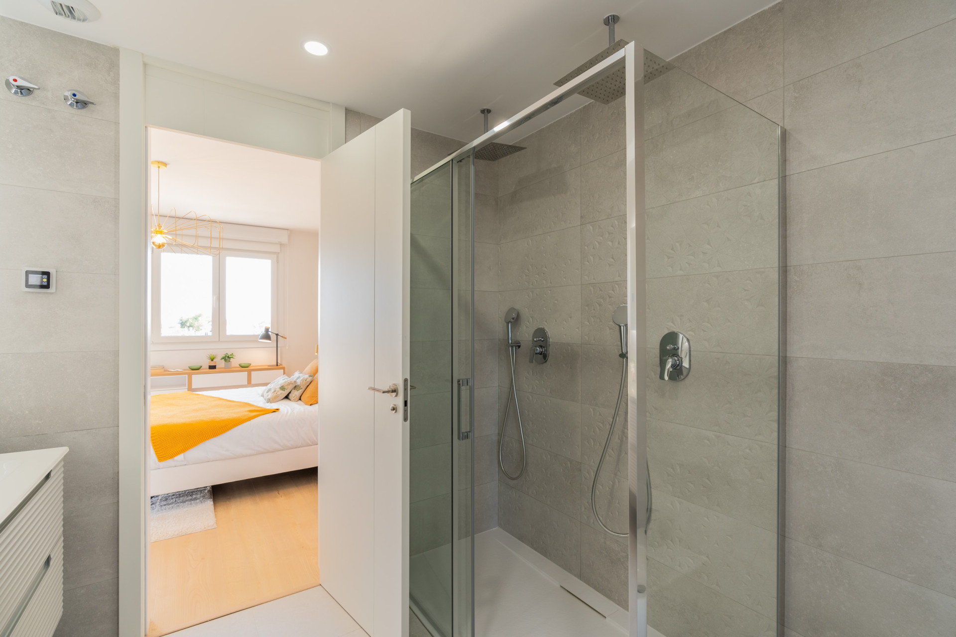 Neue Gebäude - Stadthaus - La Nucía