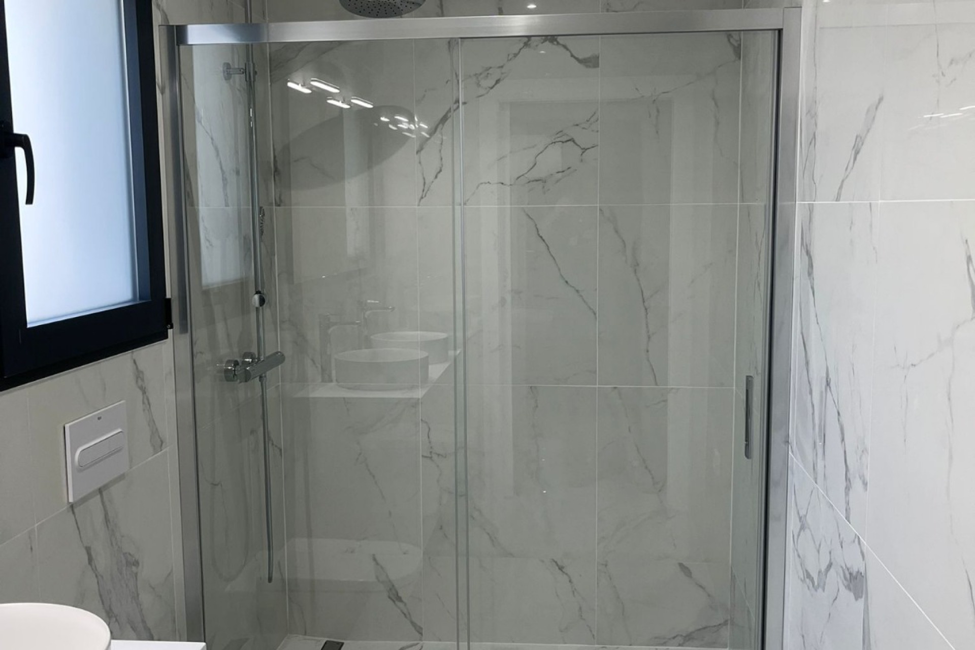 Neue Gebäude - Stadthaus - La Romana