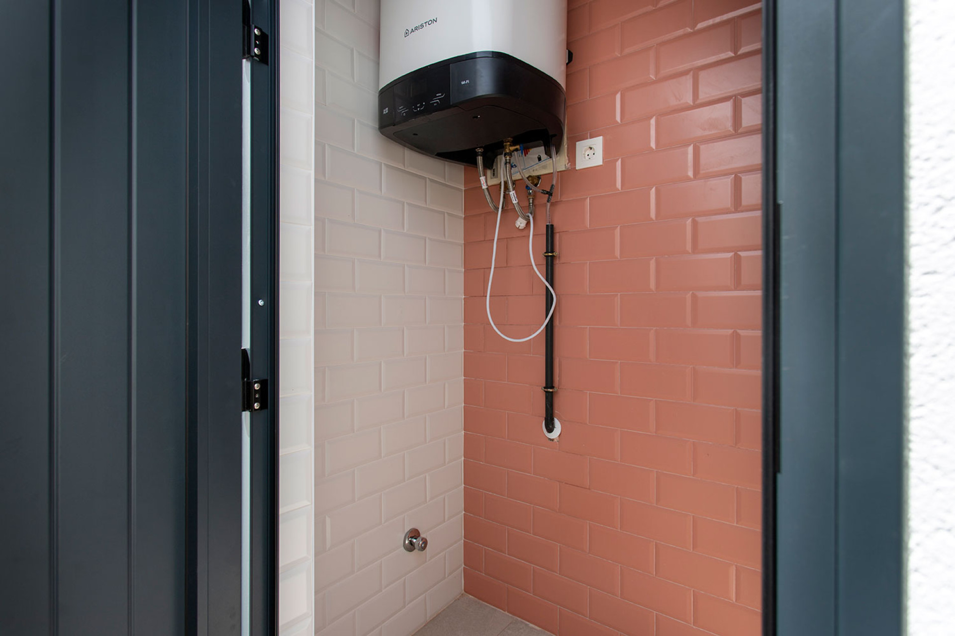 Neue Gebäude - Stadthaus - Sucina