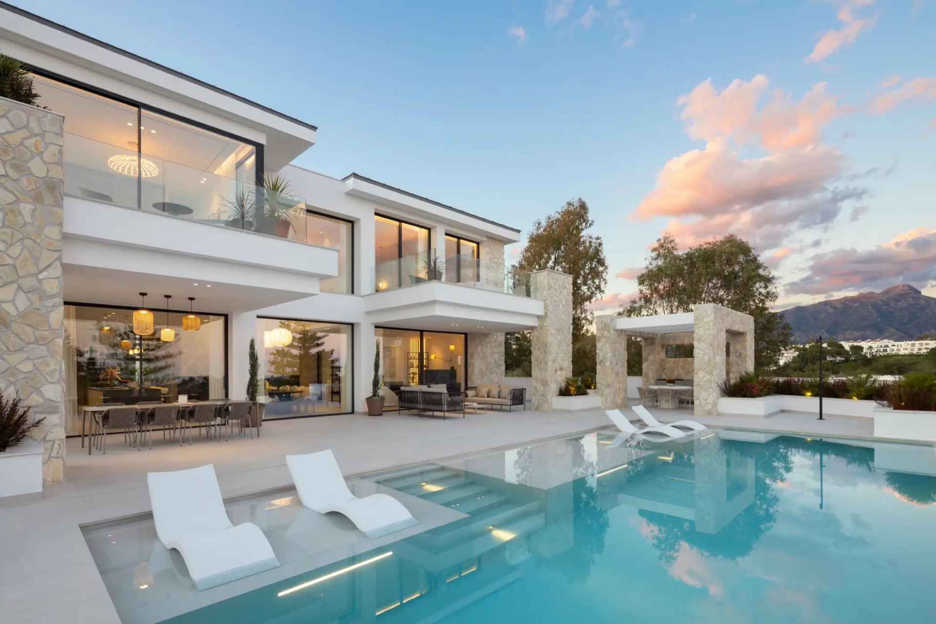 Neue Gebäude - Villa - Benahavis - Benahavís