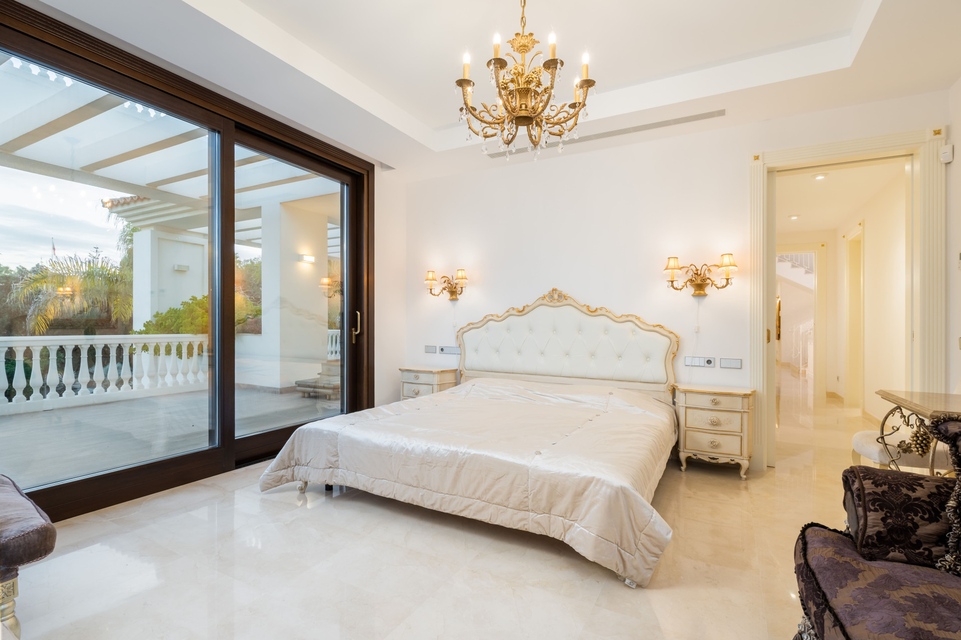 Neue Gebäude - Villa - Estepona