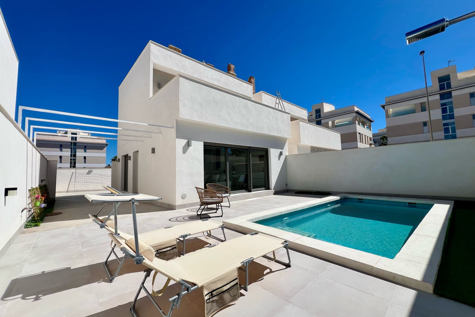 Neue Gebäude - Villa - Villamartín - Villamartin