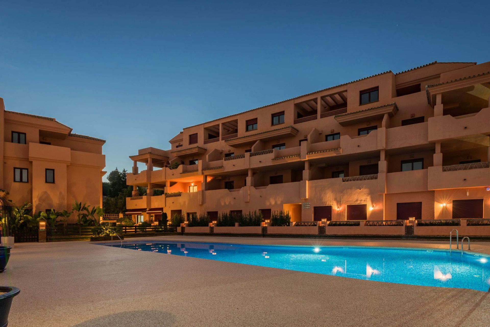 Neue Gebäude - Wohnung - Benahavis - Benahavís