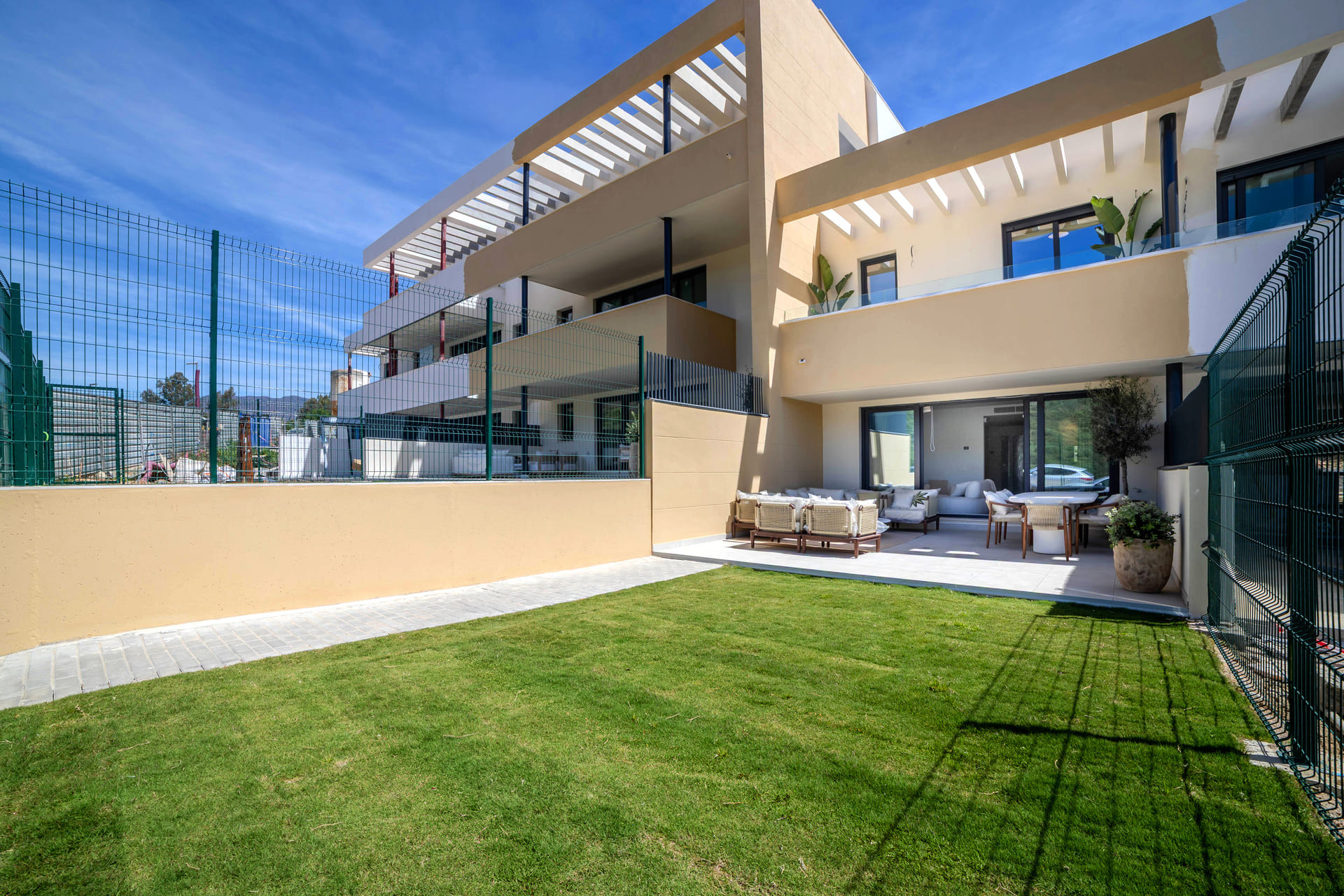Neue Gebäude - Wohnung - Casares Costa - Casares