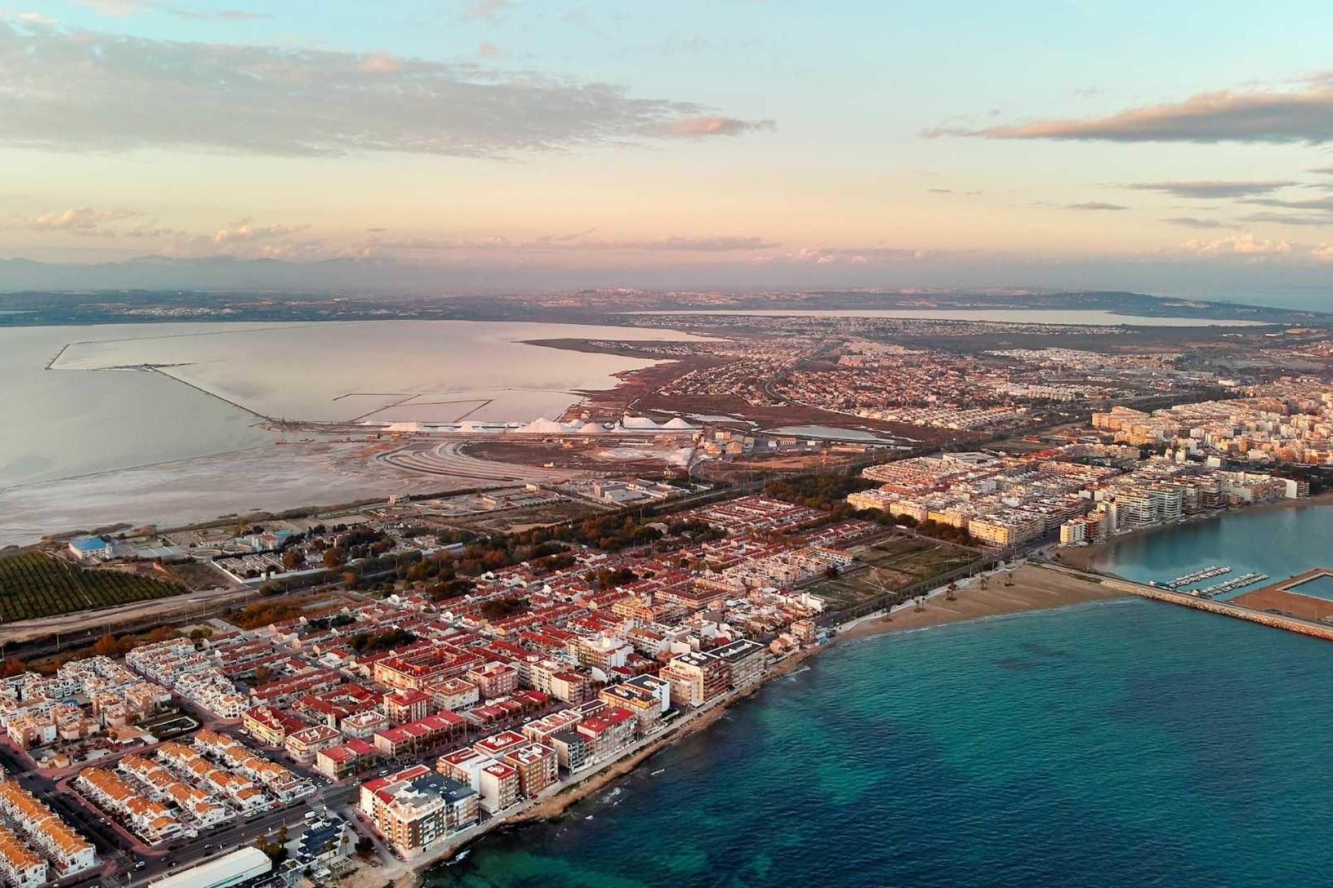 Neue Gebäude - Wohnung - Torrevieja - Playa de los Locos