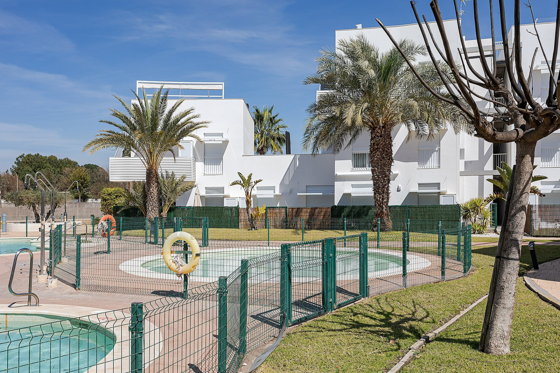 Neue Gebäude - Wohnung - Vera