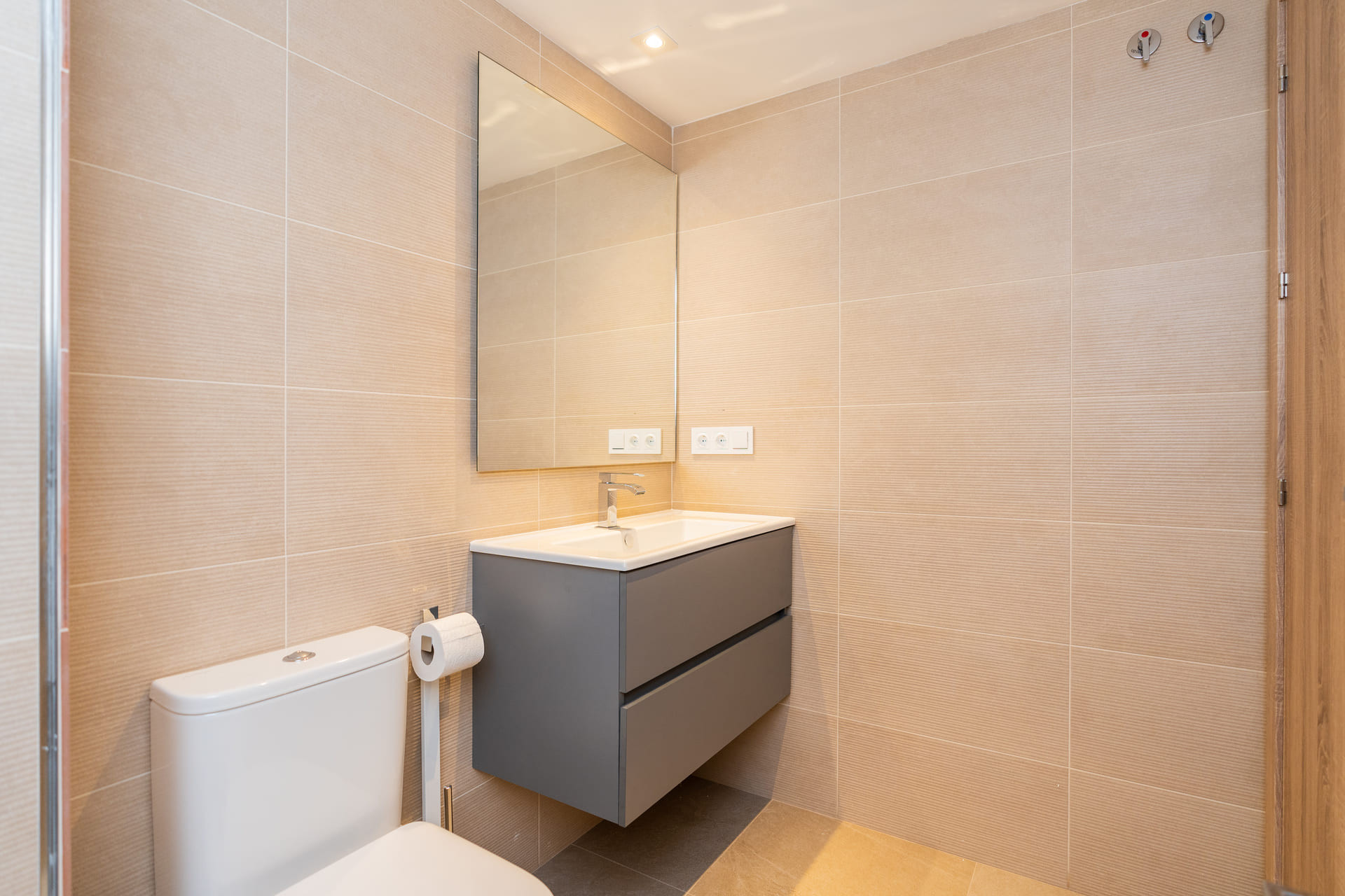 New Build - Apartment / flat - Estepona