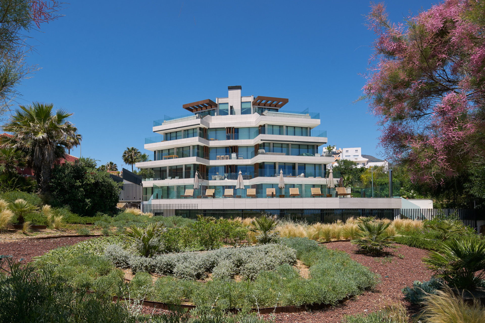 New Build - Apartment / flat - Estepona