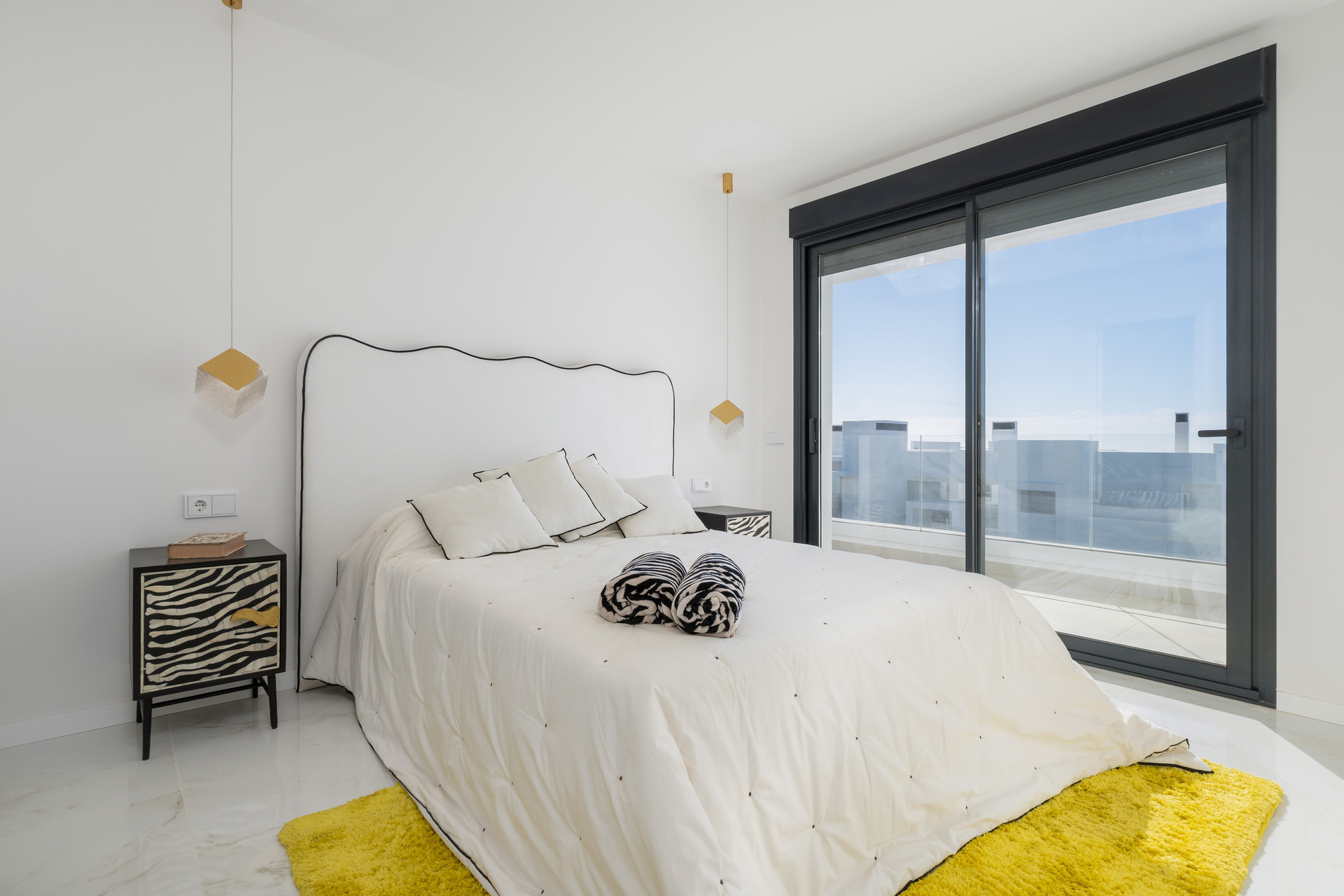 New Build - Apartment / flat - Estepona
