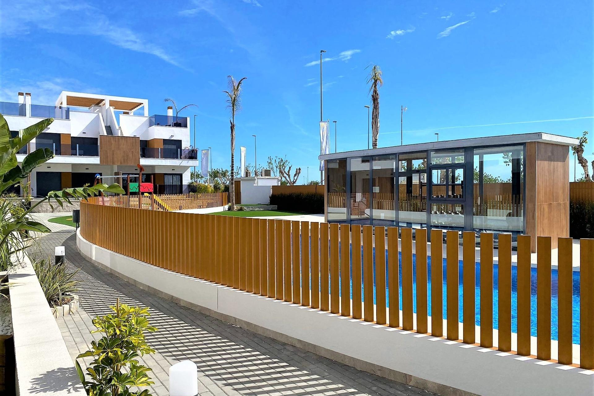 New Build - Townhouse - Pilar de la Horadada - Polideportivo