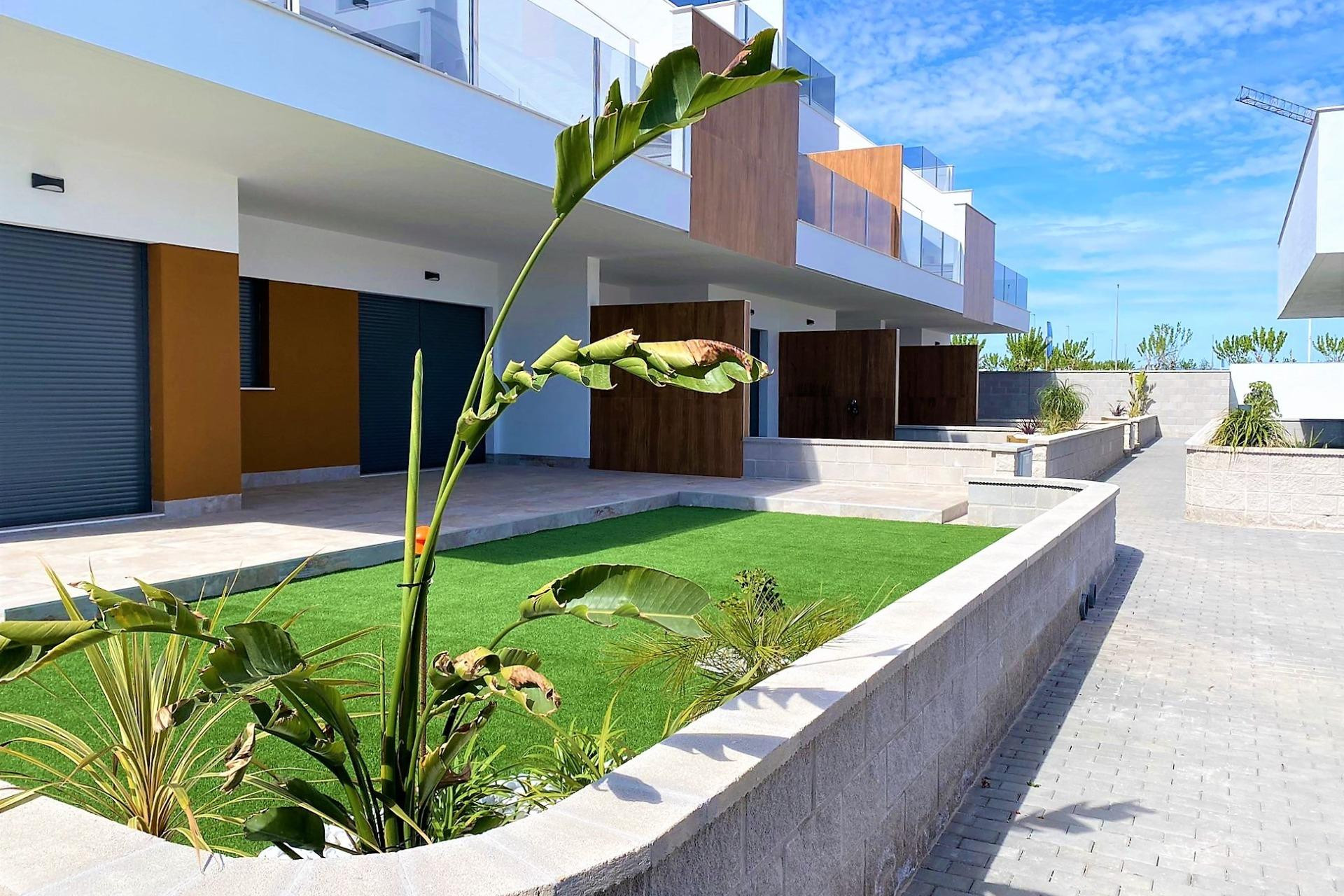 New Build - Townhouse - Pilar de la Horadada - Polideportivo