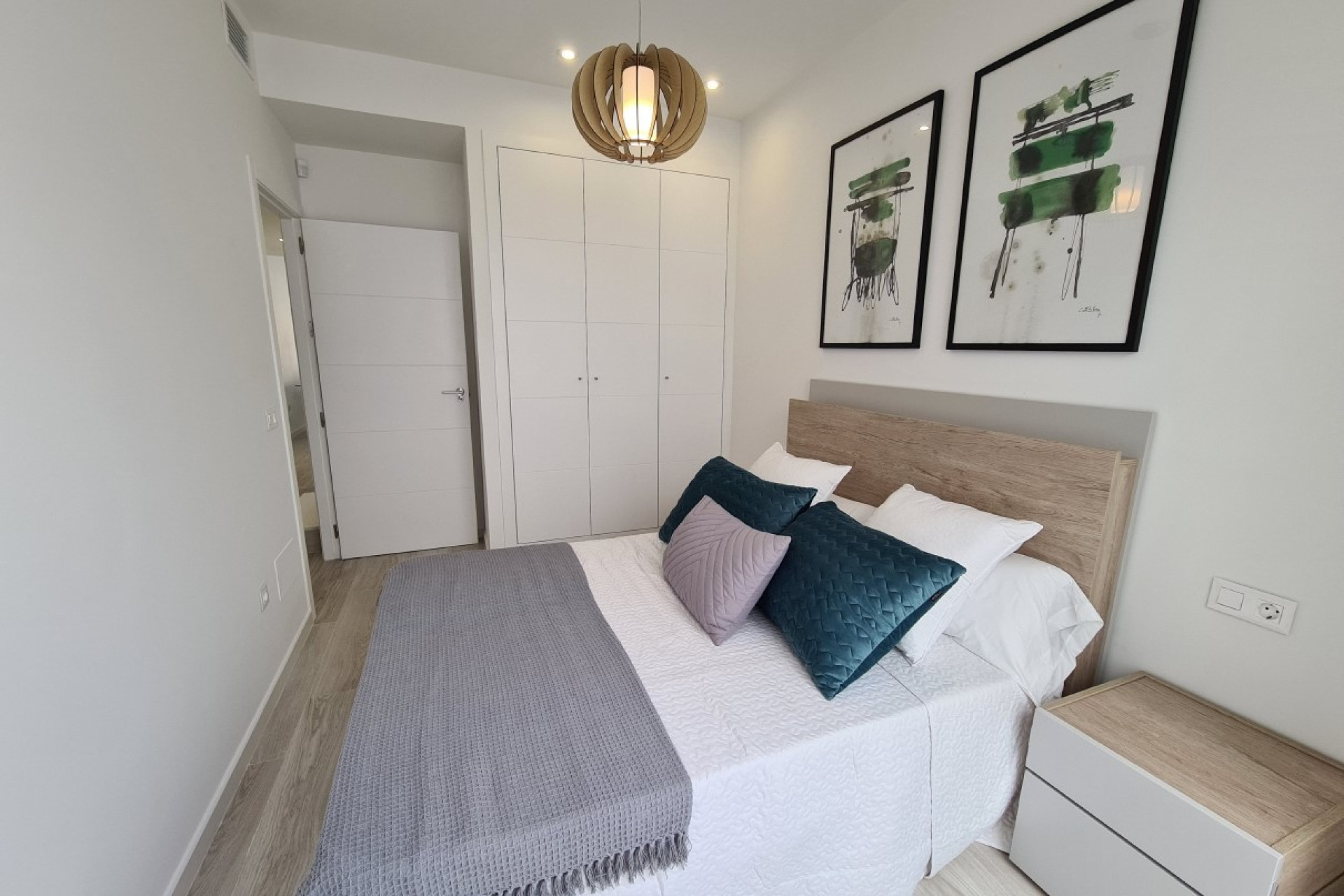 Nieuwbouw Woningen - Herenhuis - Avileses