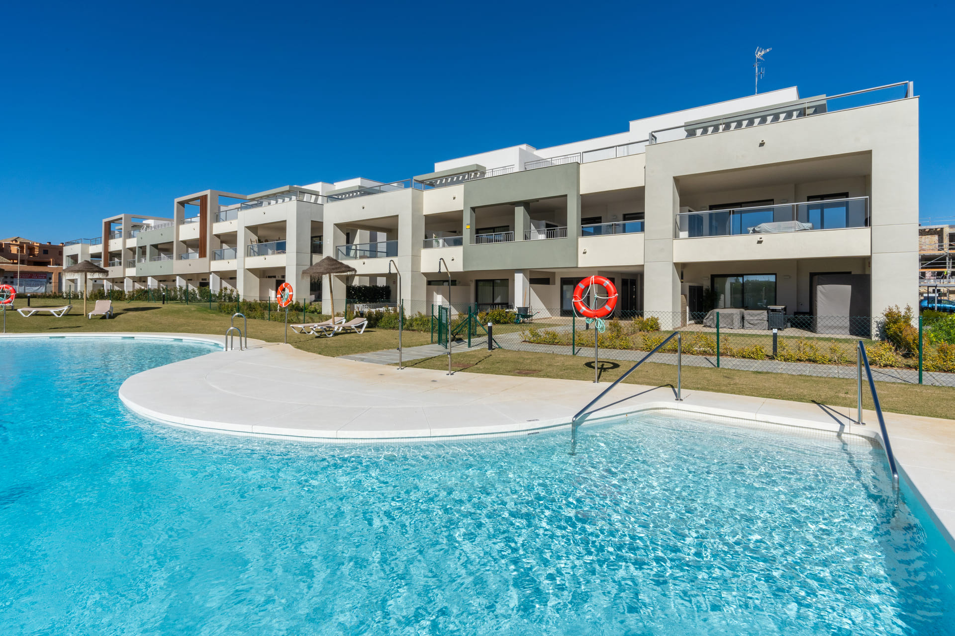 Nieuwbouw Woningen - Herenhuis - Casares Costa - Casares