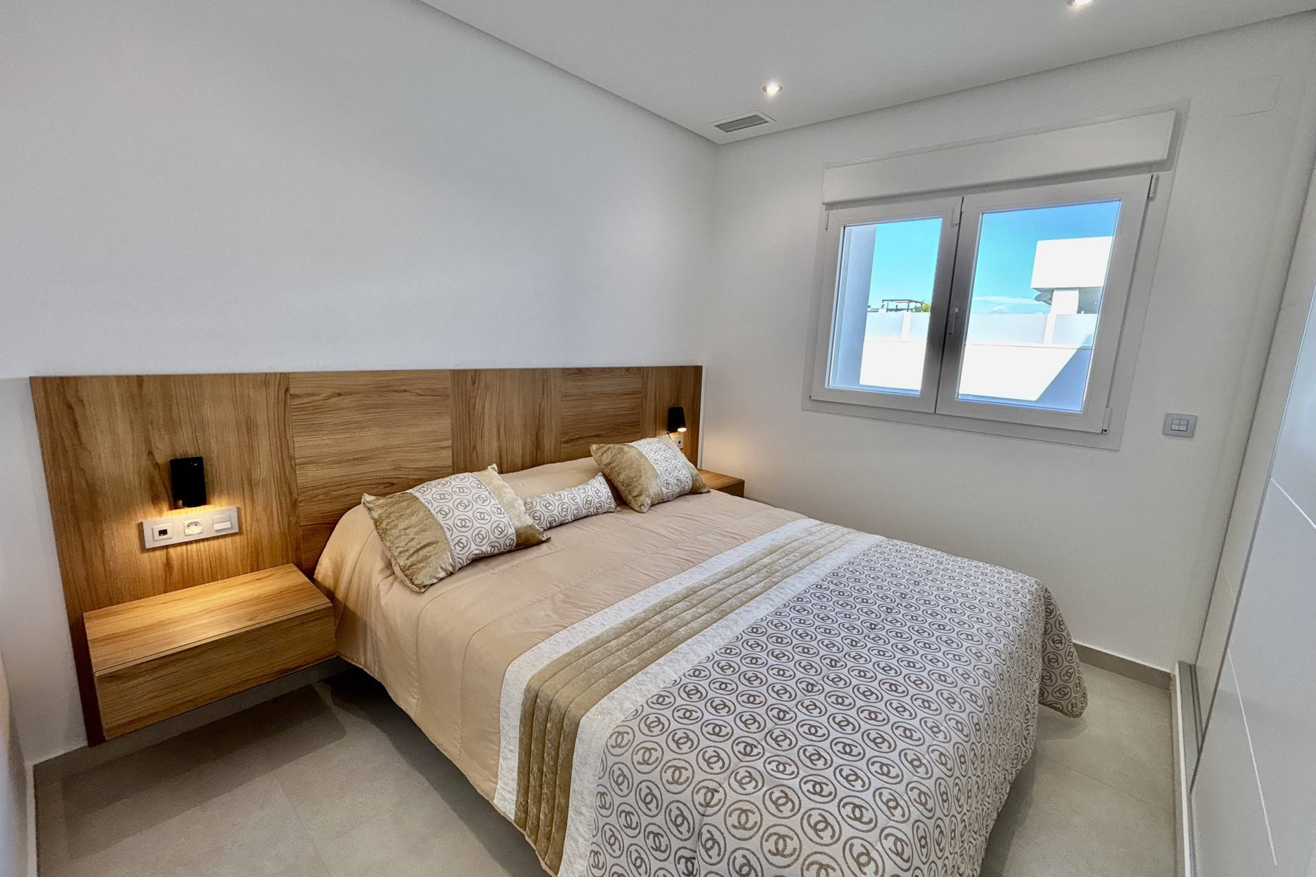 Nouvelle construction - Villa - Benijofar