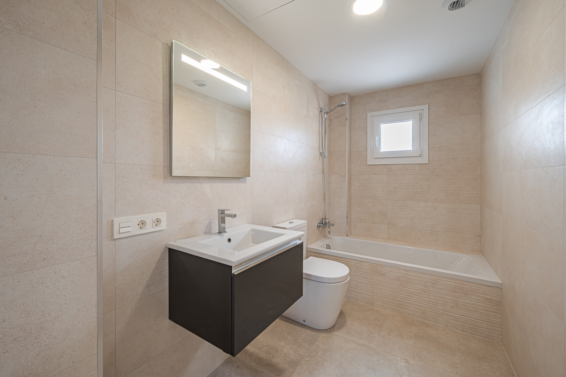 Nouvelle construction - Villa - Viñuela