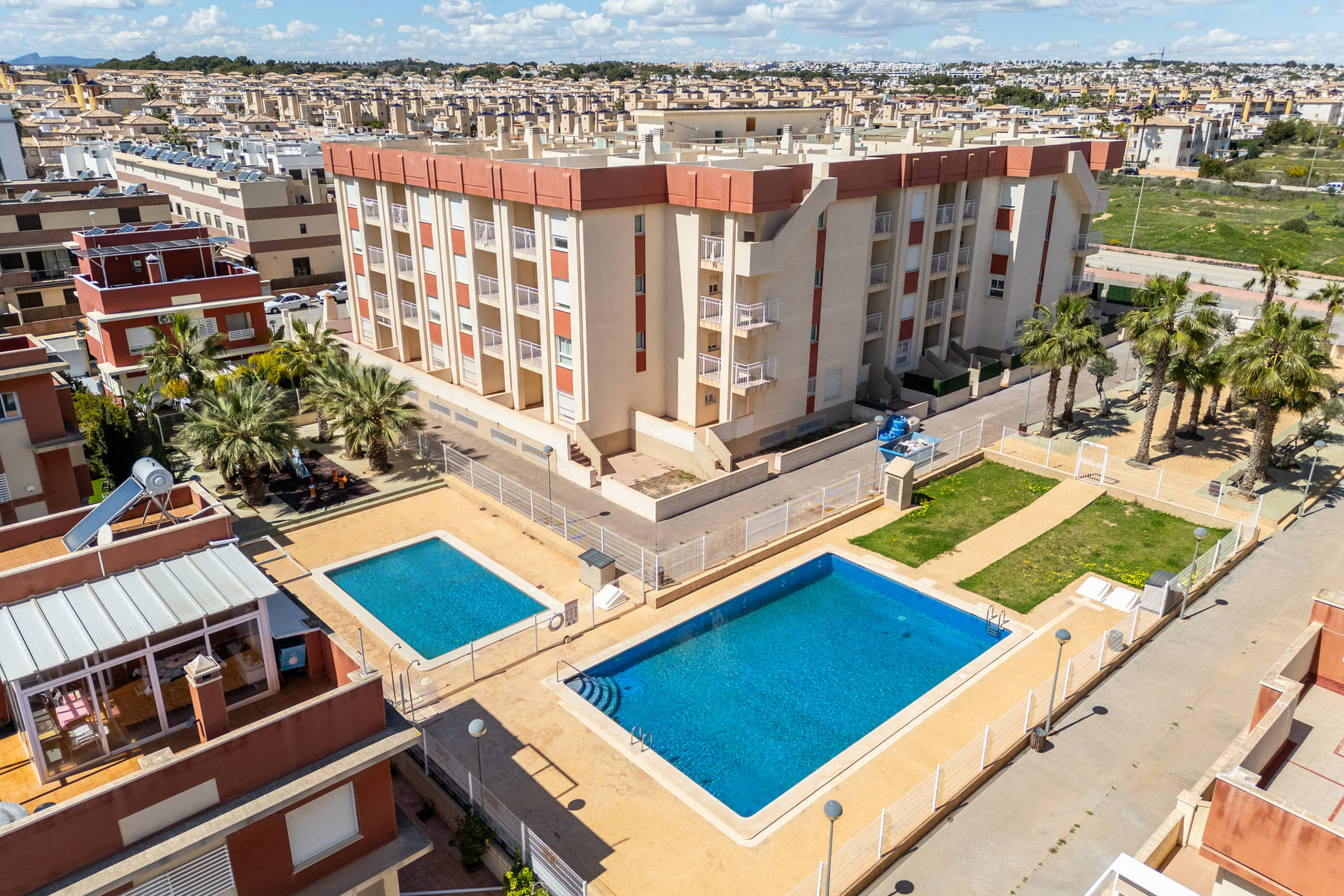Nowy budynek - Daszek - Orihuela Costa