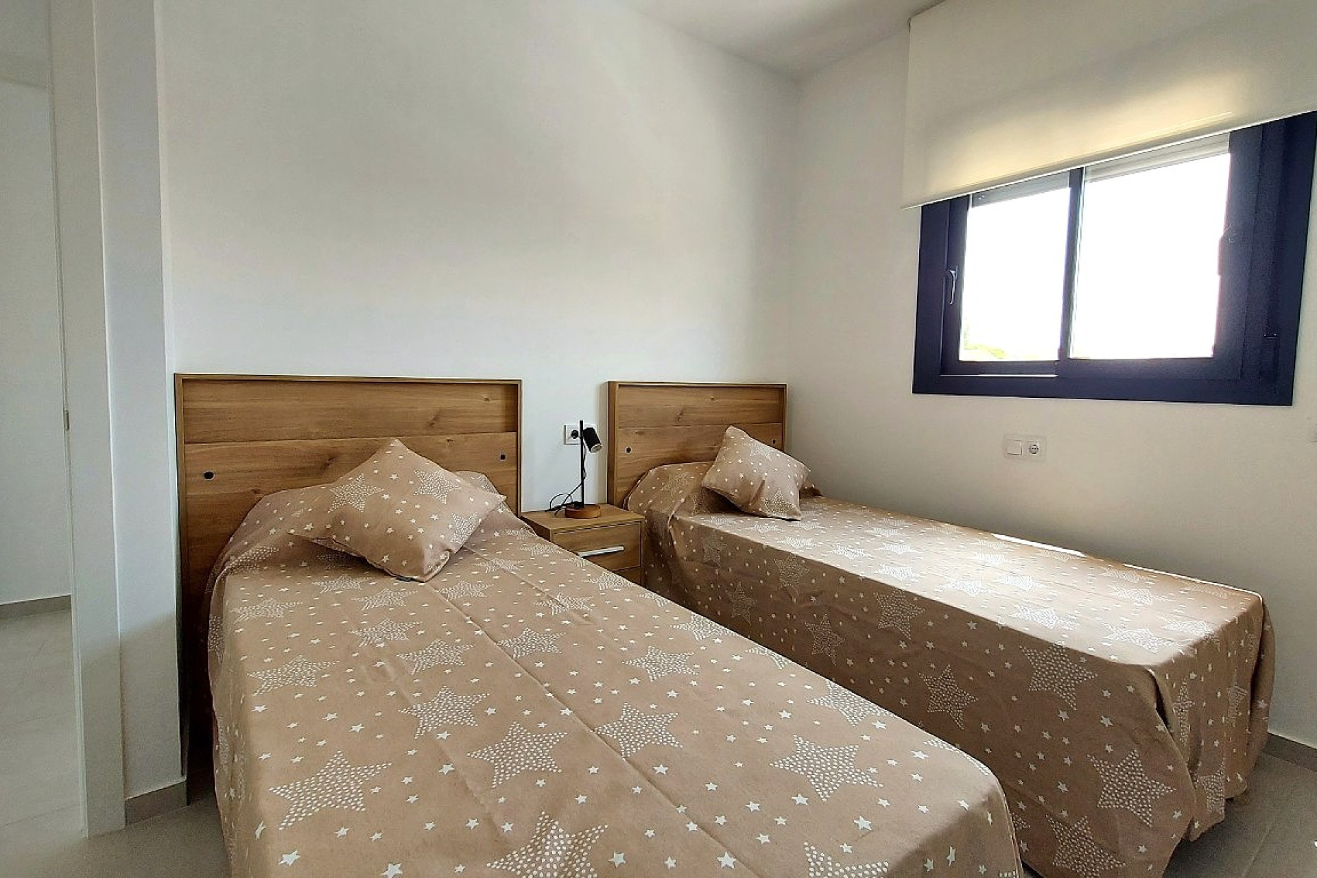 Nowy budynek - Daszek - San Miguel de Salinas
