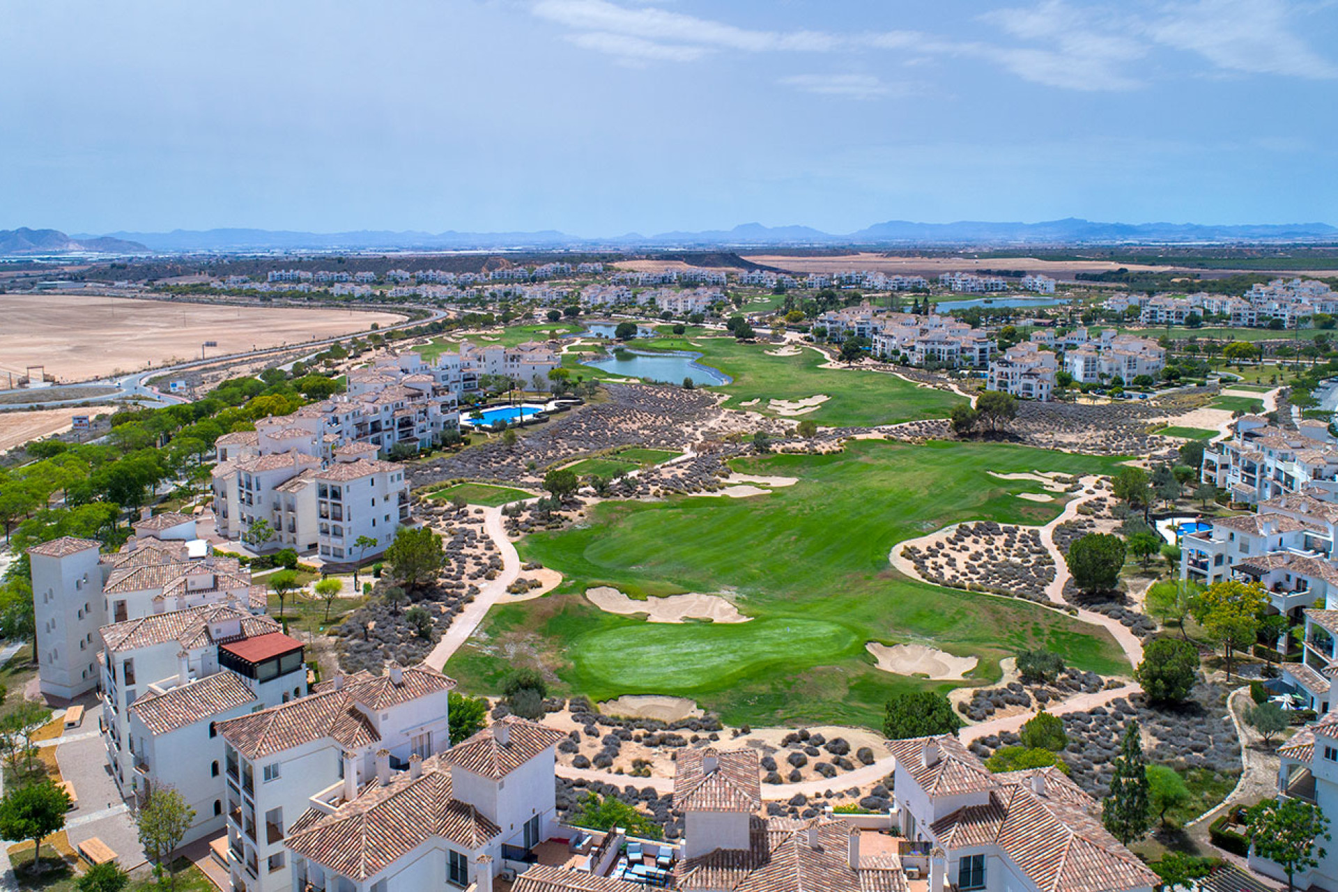 Nowy budynek - Kamienica - Sucina