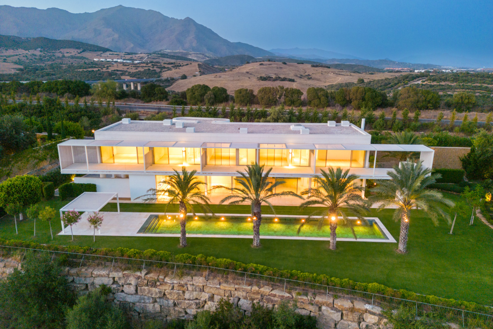 Nowy budynek - Villa - Casares Costa - Casares