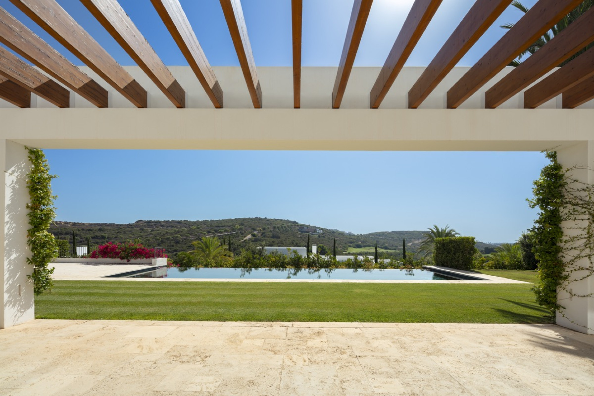Nowy budynek - Villa - Casares Costa - Casares
