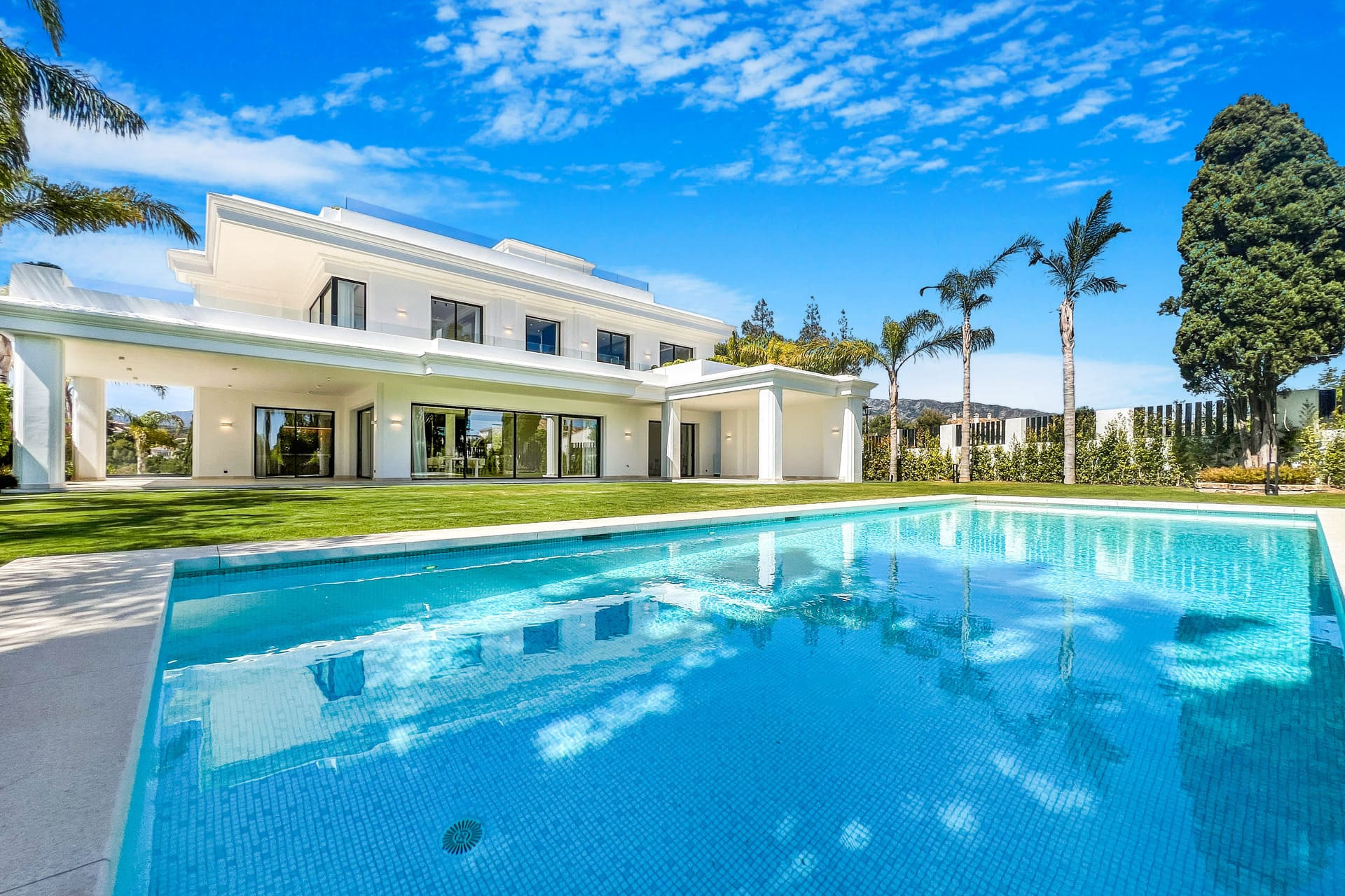 Nowy budynek - Villa - Marbella