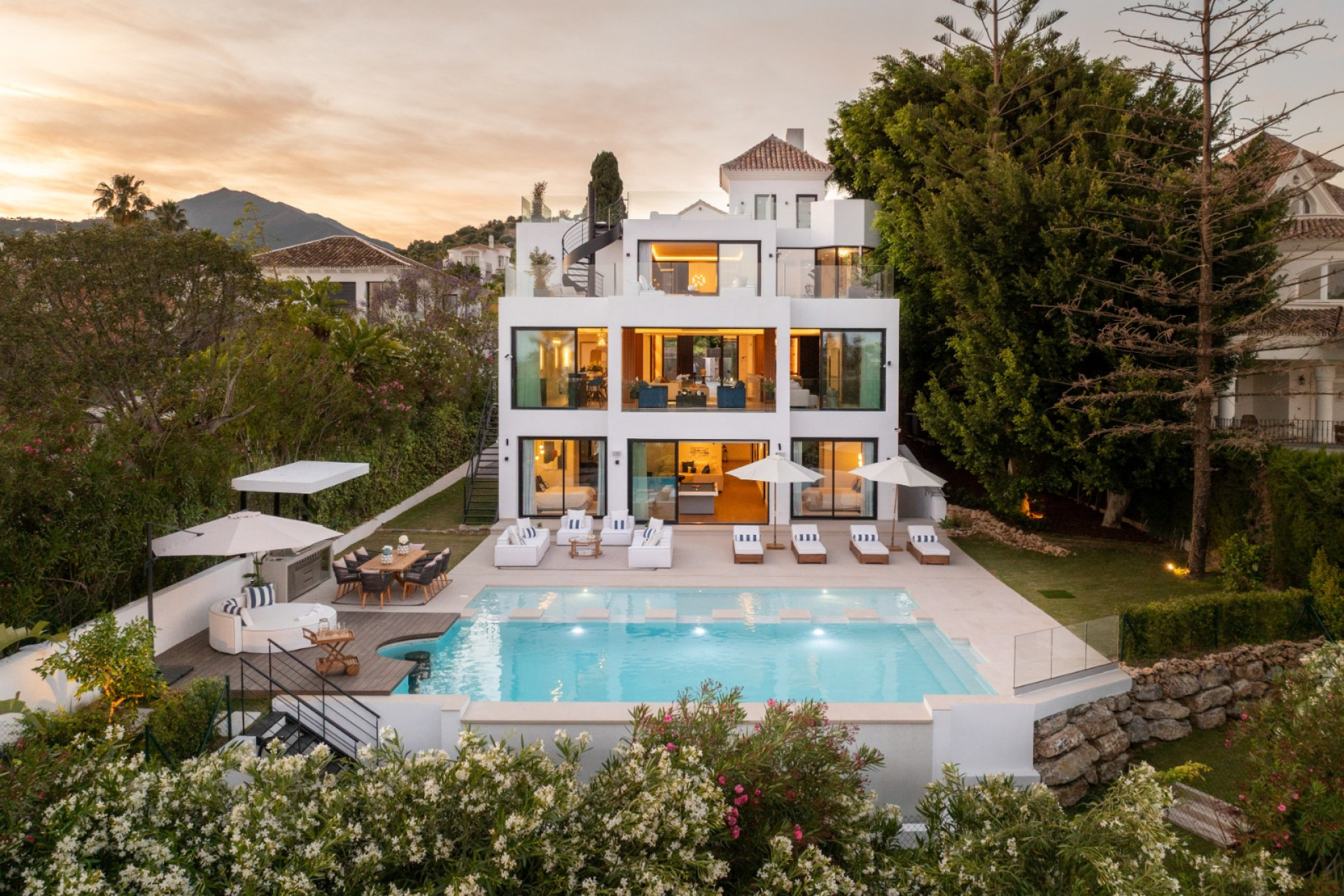 Nowy budynek - Villa - Marbella