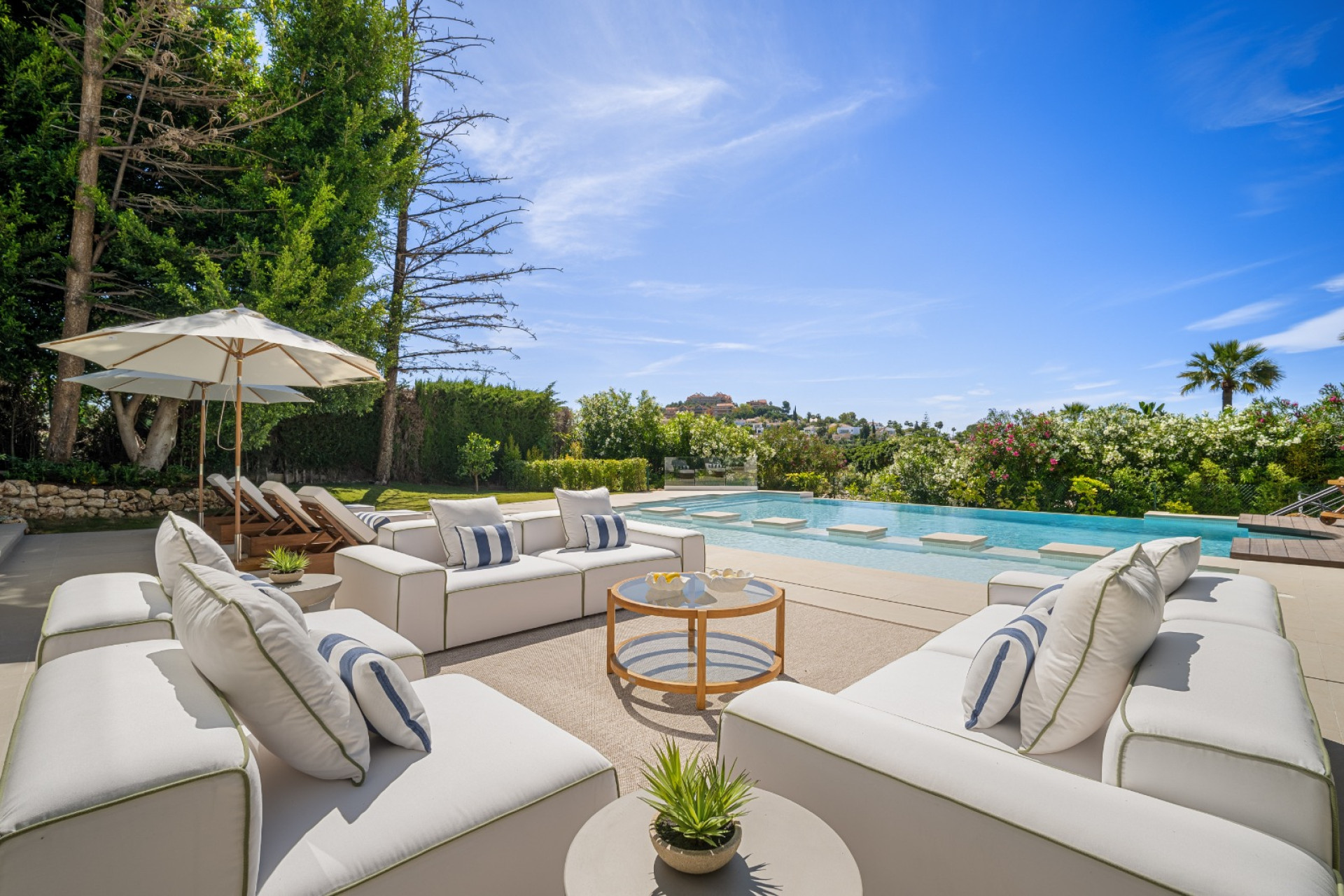 Nowy budynek - Villa - Marbella