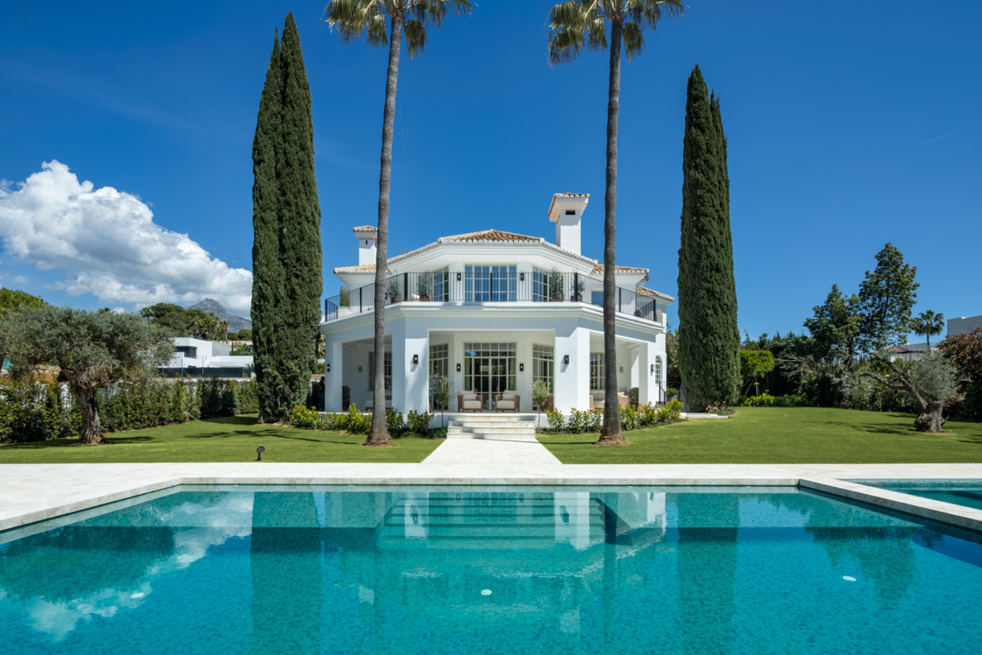 Nowy budynek - Villa - Marbella