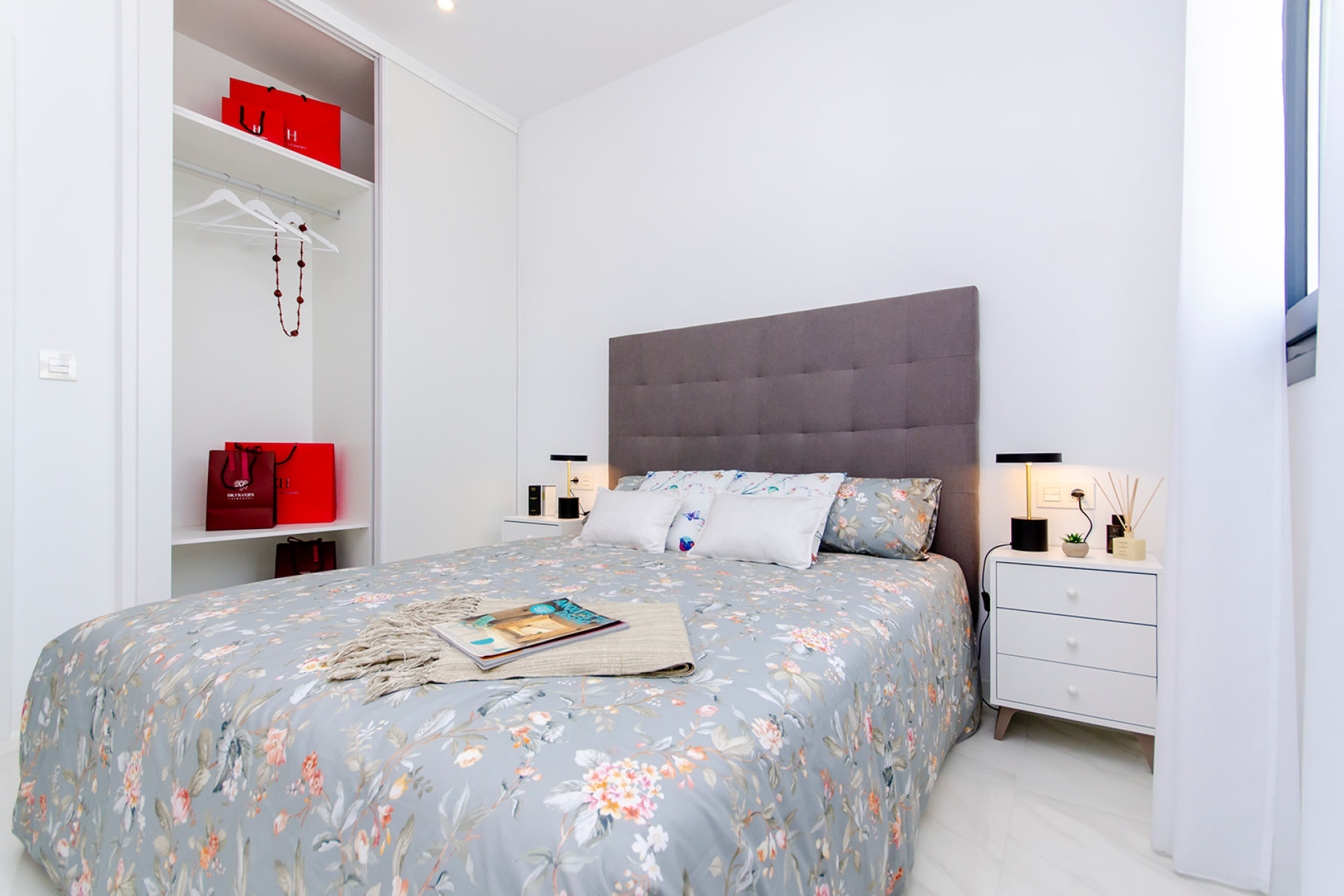 Nowy budynek - Villa - Orihuela Costa