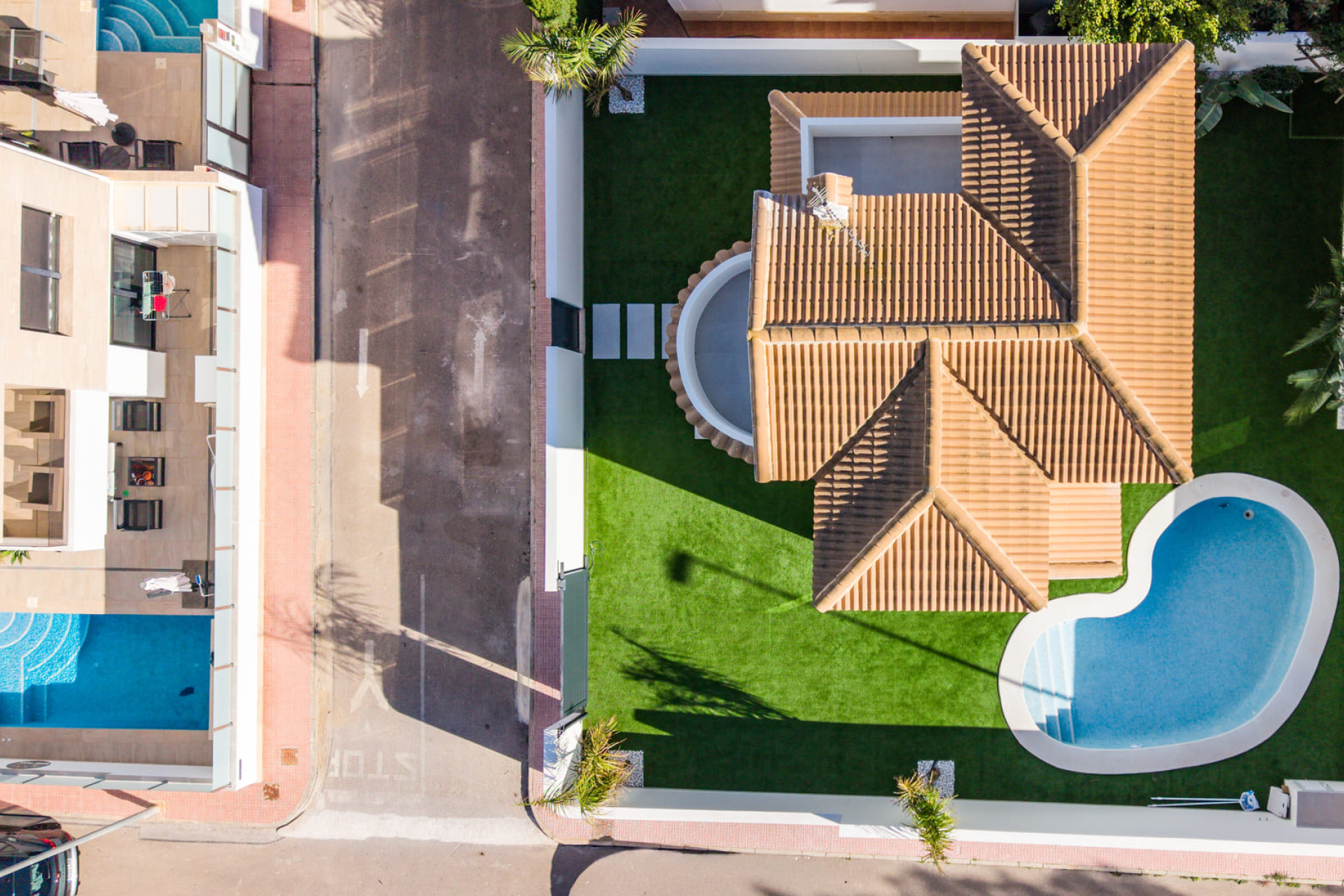 Nowy budynek - Villa - Orihuela Costa