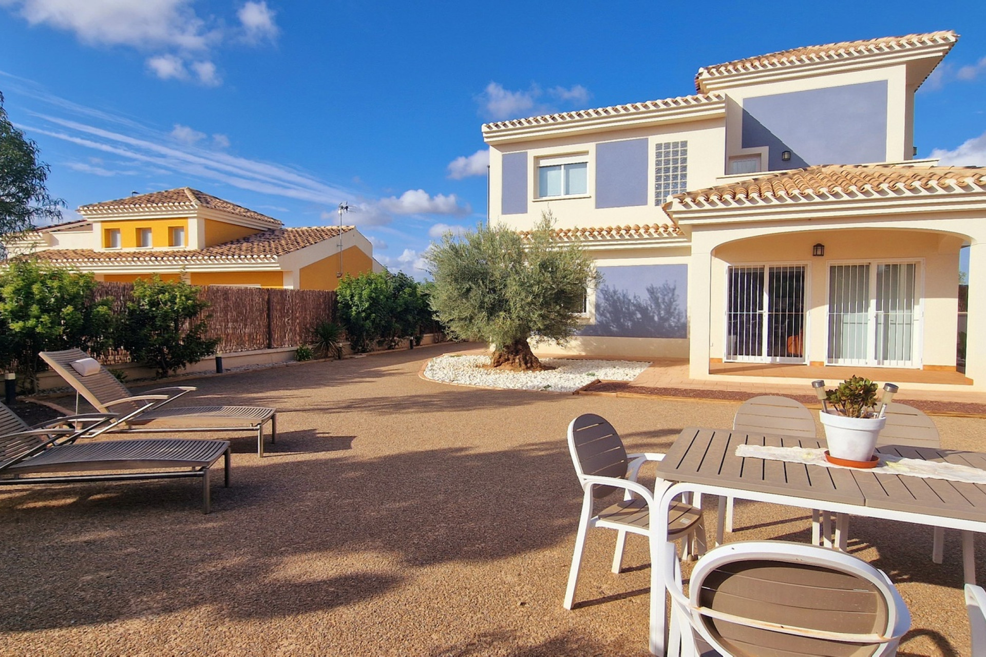 Nowy budynek - Villa - Purias