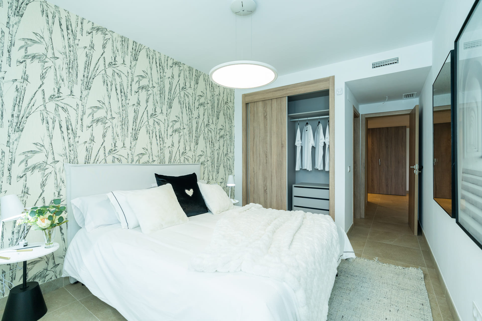 Obra nueva - Apartamento / piso - Estepona
