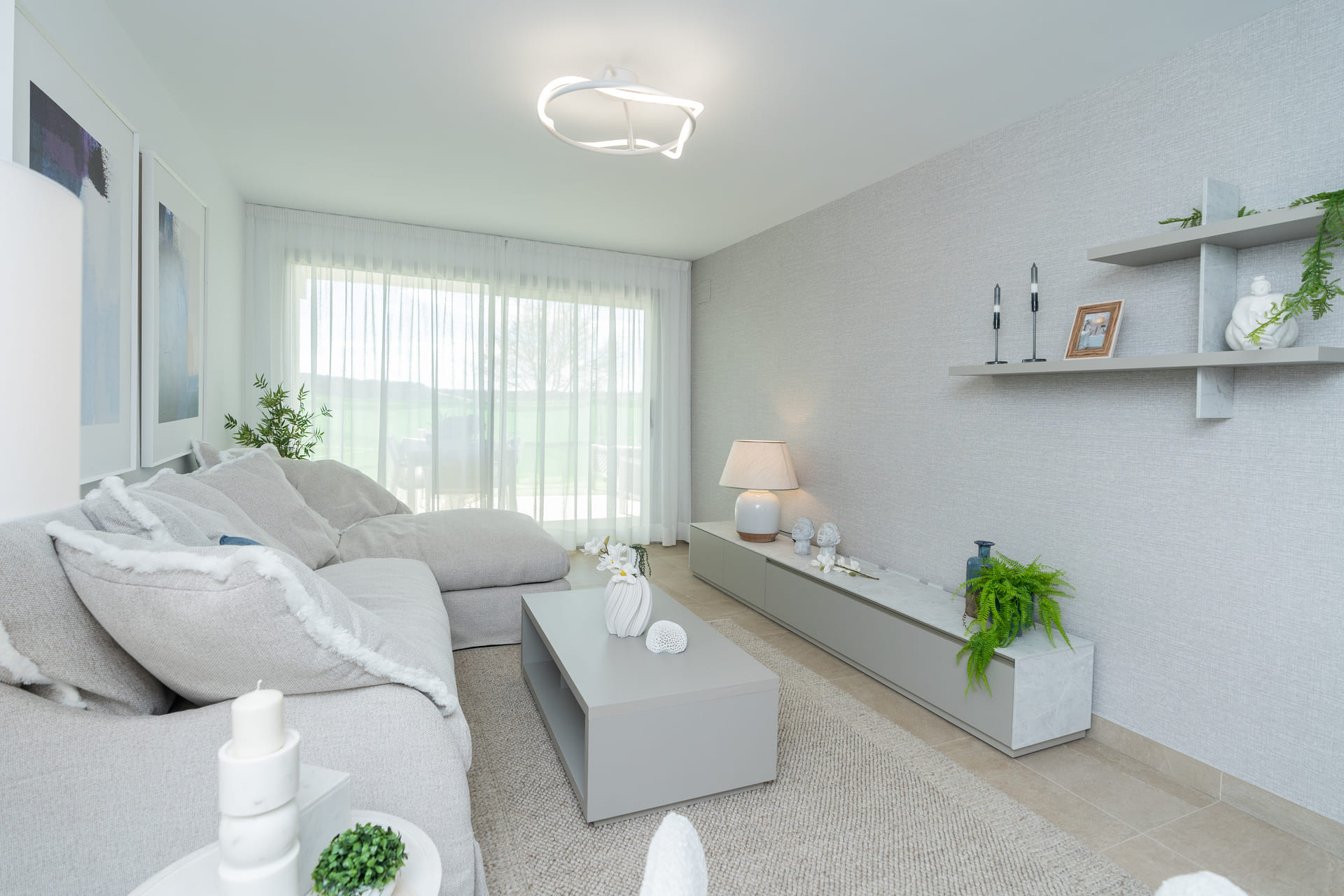 Obra nueva - Apartamento / piso - Estepona