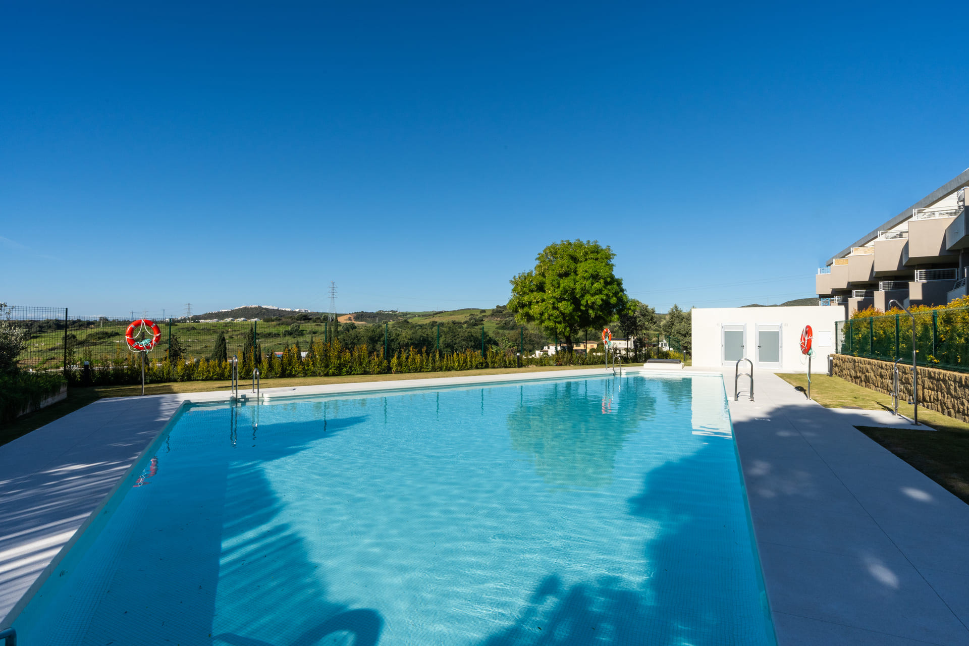 Obra nueva - Apartamento / piso - Estepona
