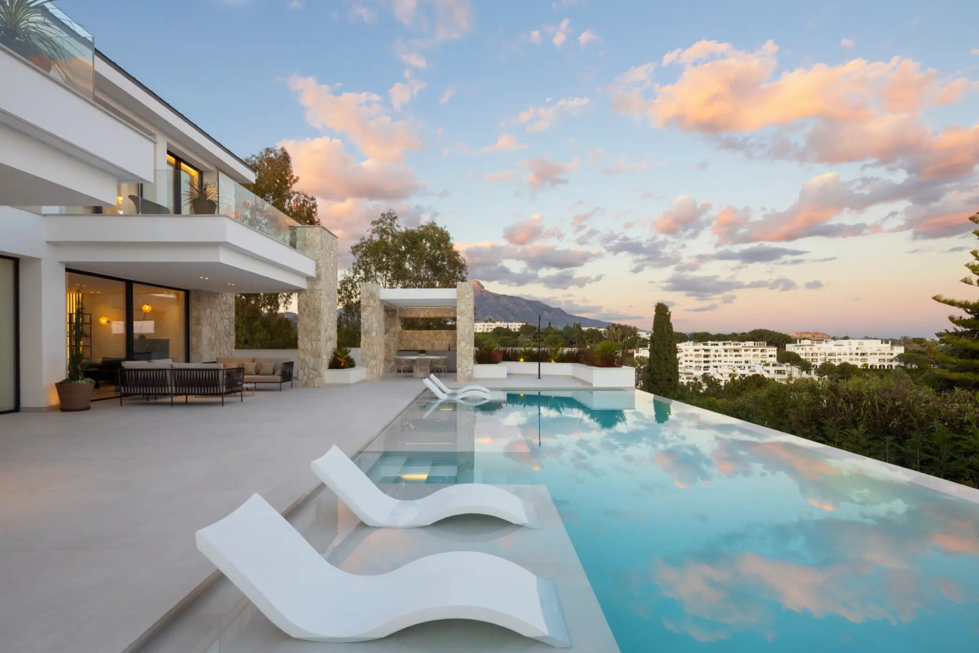 Obra nueva - Villa - Benahavis - Benahavís